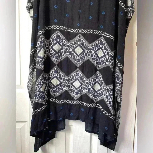 Tokyo Darling Kimono Women Size M Black Open Front Geometric Print Short Sleeves - Picture 3 of 7